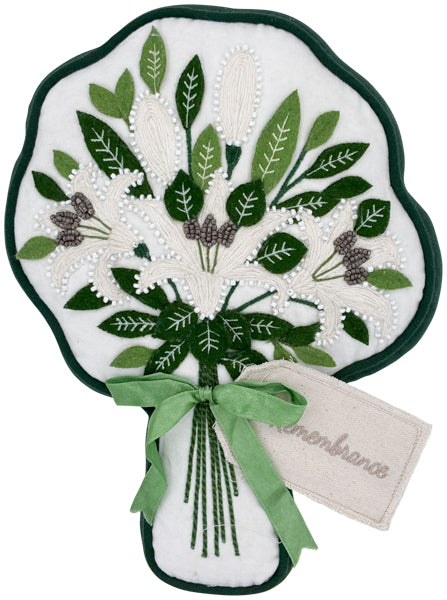 In Remembrance SM Comfort Bouquet